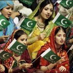 Pakistani Girls With Flag